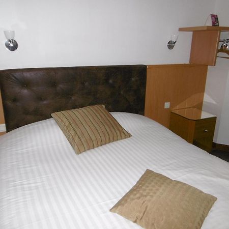 Hotel De L'Arrivee Гингам Екстериор снимка