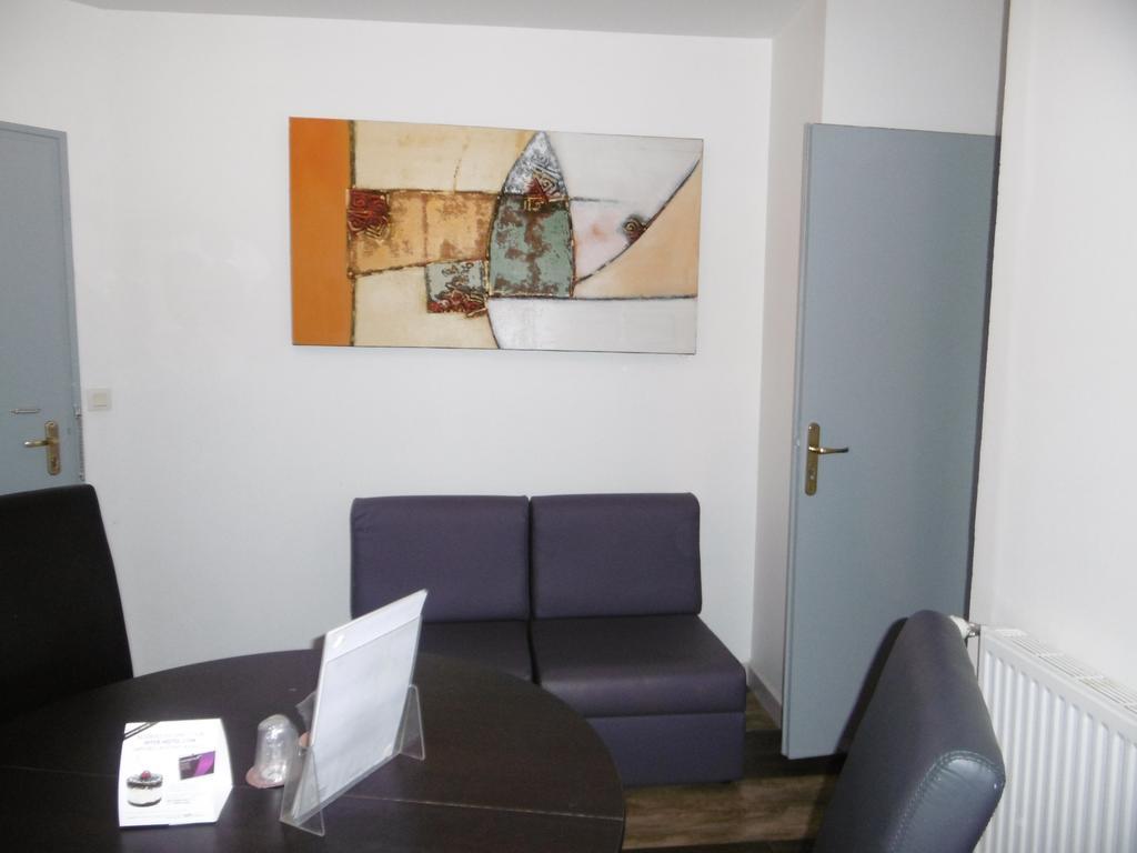Hotel De L'Arrivee Гингам Екстериор снимка